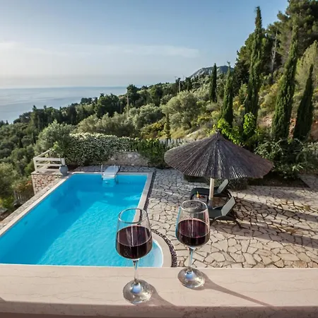 Private, Pool, Sunsets, Beaches, Amenities - Eleni Vilă *