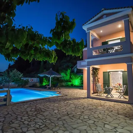 Private, Pool, Sunsets, Beaches, Amenities - Eleni Athánion