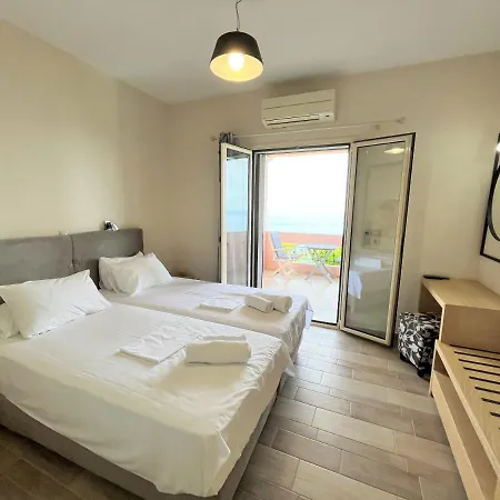 Private, Pool, Sunsets, Beaches, Amenities - Eleni *