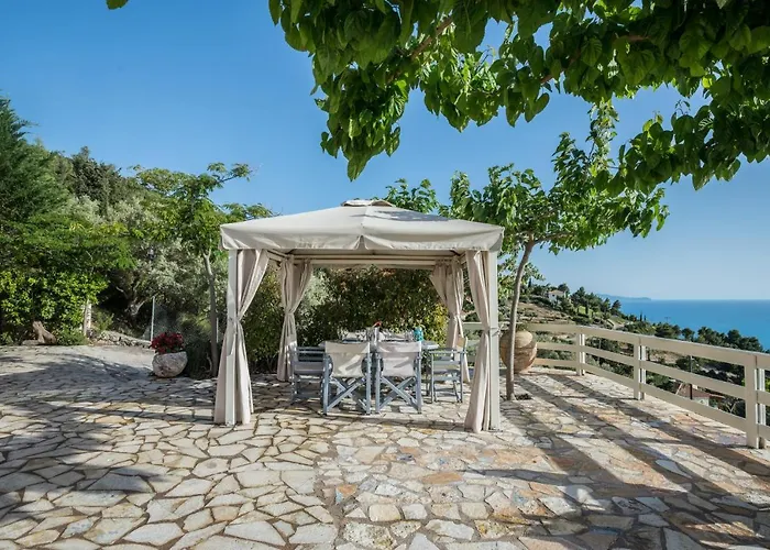 Private, Pool, Sunsets, Beaches, Amenities - Eleni Athánion