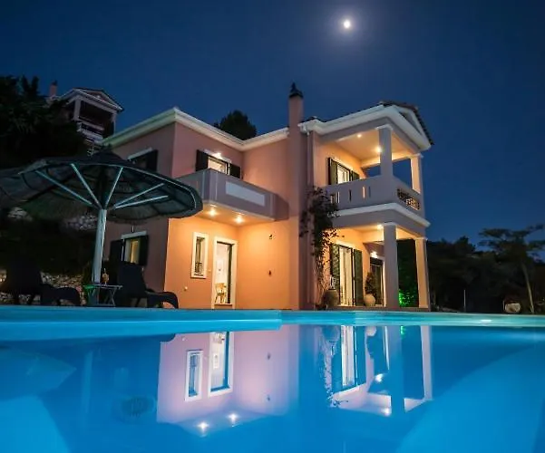 Private, Pool, Sunsets, Beaches, Amenities - Eleni Athánion